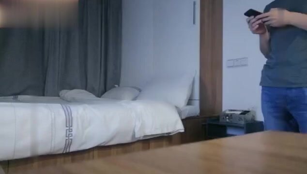【精品国产】健身教练外围女探花手机约炮苗条身材颜值兼职妹没干一会被妹子发现偷拍翻车了